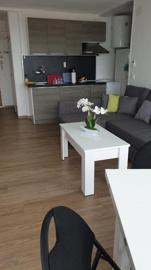 Apartmán Les Pieds Dans L' Eau Empuriabrava Exteriér fotografie